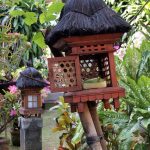 Kuta Beach, Getting There and Accommodations