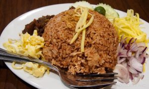 Jatujak Thai Restaurant: Food Bargain